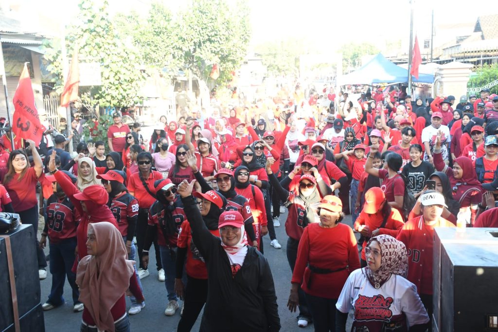 Soekarno Fun Walk 2026 PDIP Tulungagung Diikuti Ribuan Masyarakat Lintas Generasi