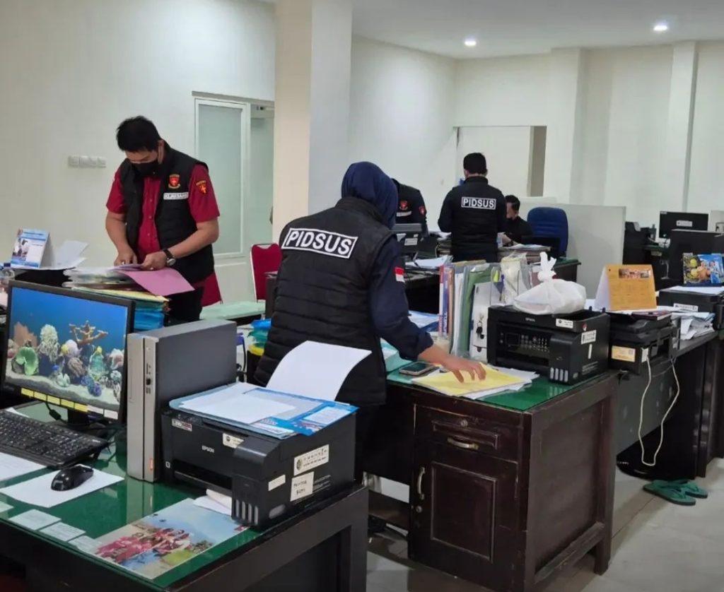Puluhan Saksi Diperiksa, Kejari Tulungagung Geledah BPKAD dan Disbudpar Cari Bukti Kasus Pengadaan Tanah Griyo Dalem Kanjengan