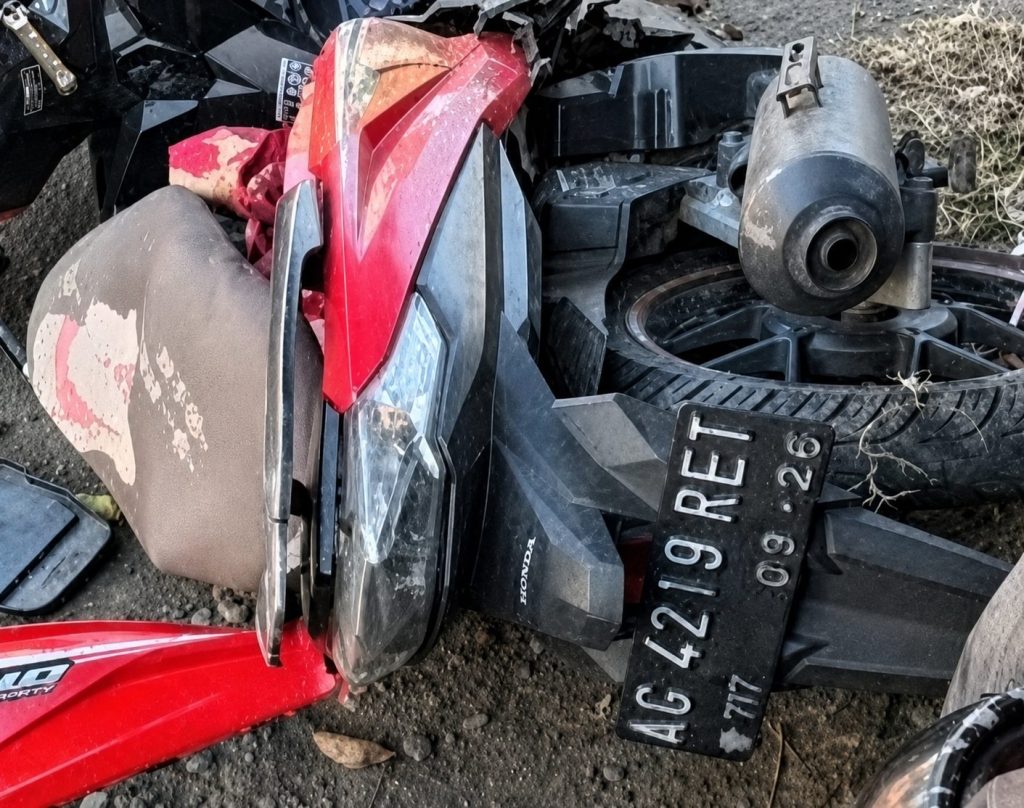 Bonceng Tiga Berujung Maut, Pemotor di Tulungagung Tewas Usai Tabrakan